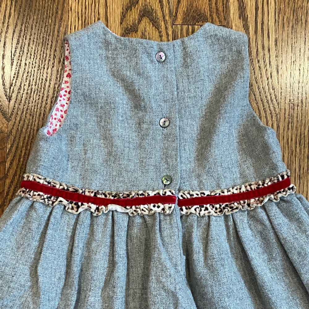 Grey wool with plaid/leopard detail Monnalisa Bebe dress, size 24 months. - Picture 8 of 11